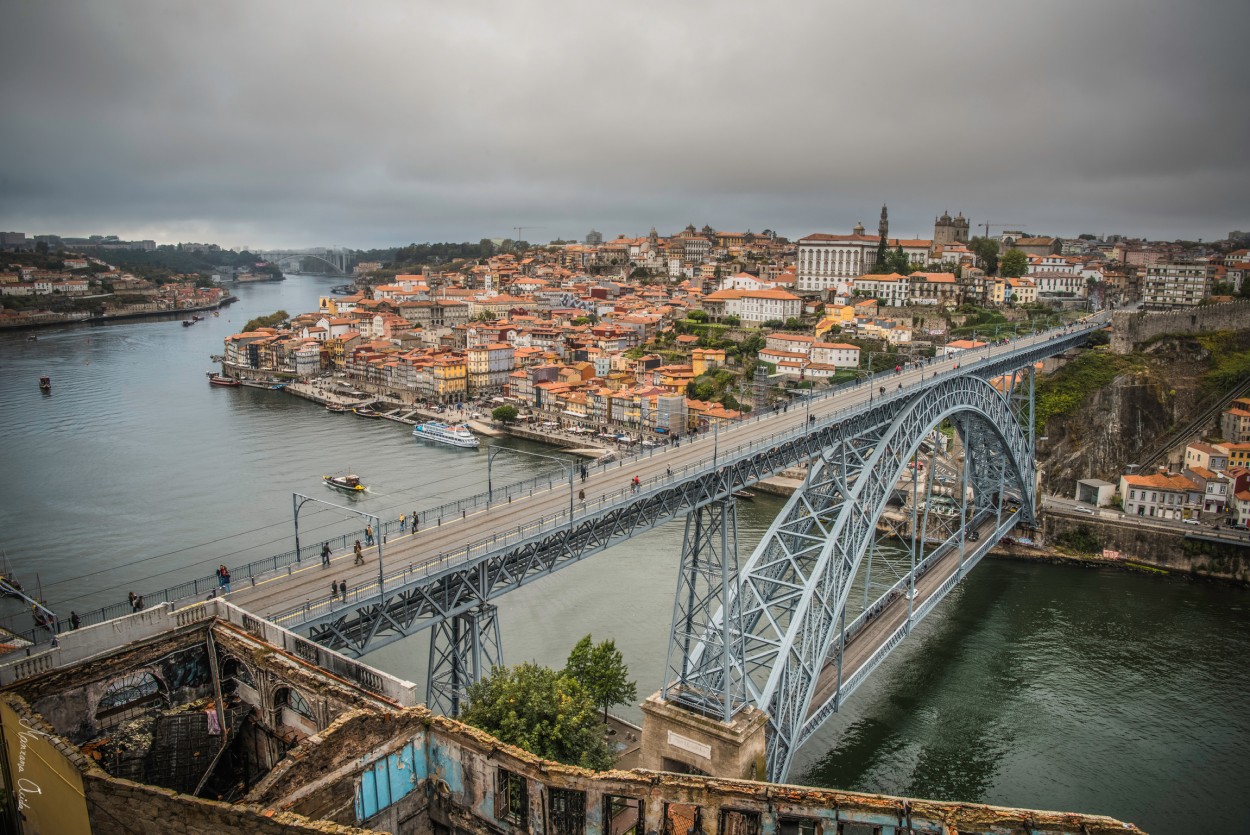 "El Puente De Luis..." de Carmen Esteban