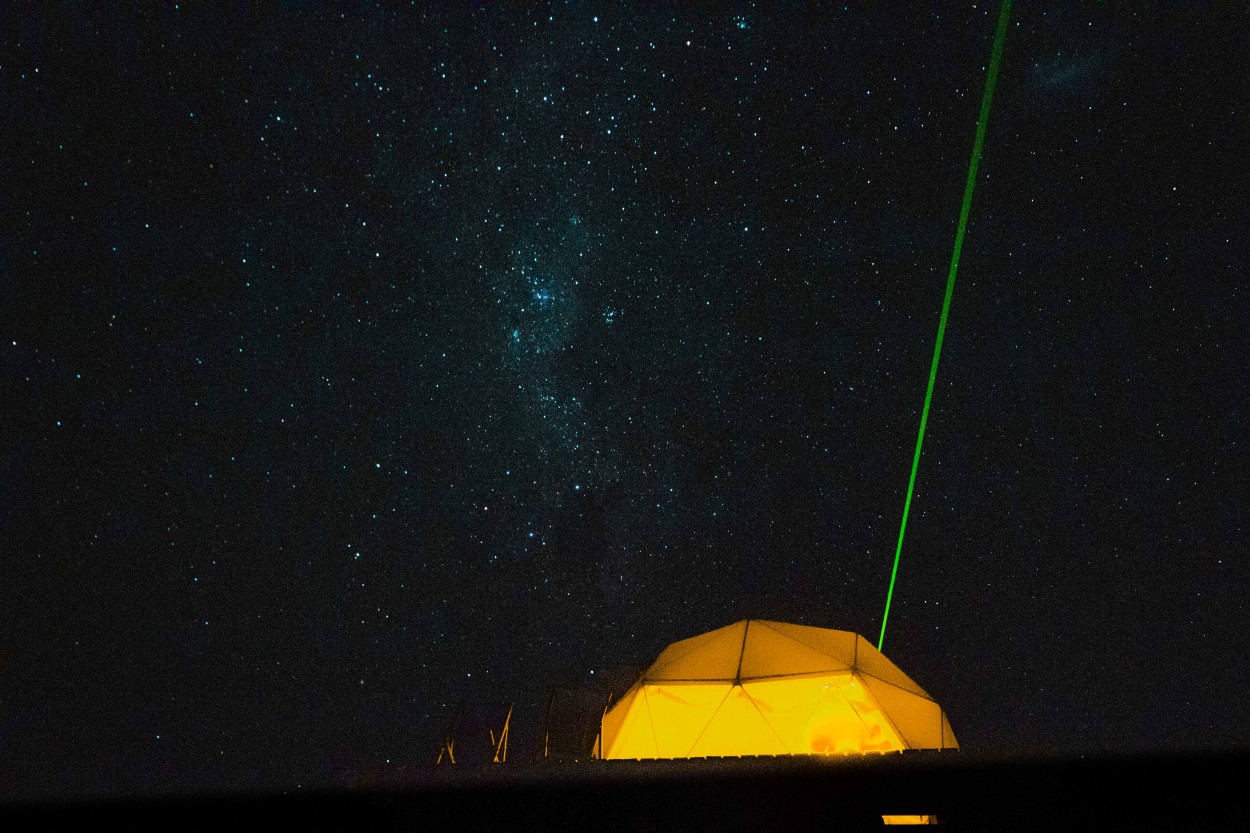 "Carpa astronmica" de Ricardo Wychlo