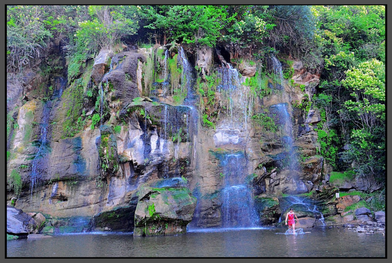 "En las cascadas" de Jorge Vicente Molinari