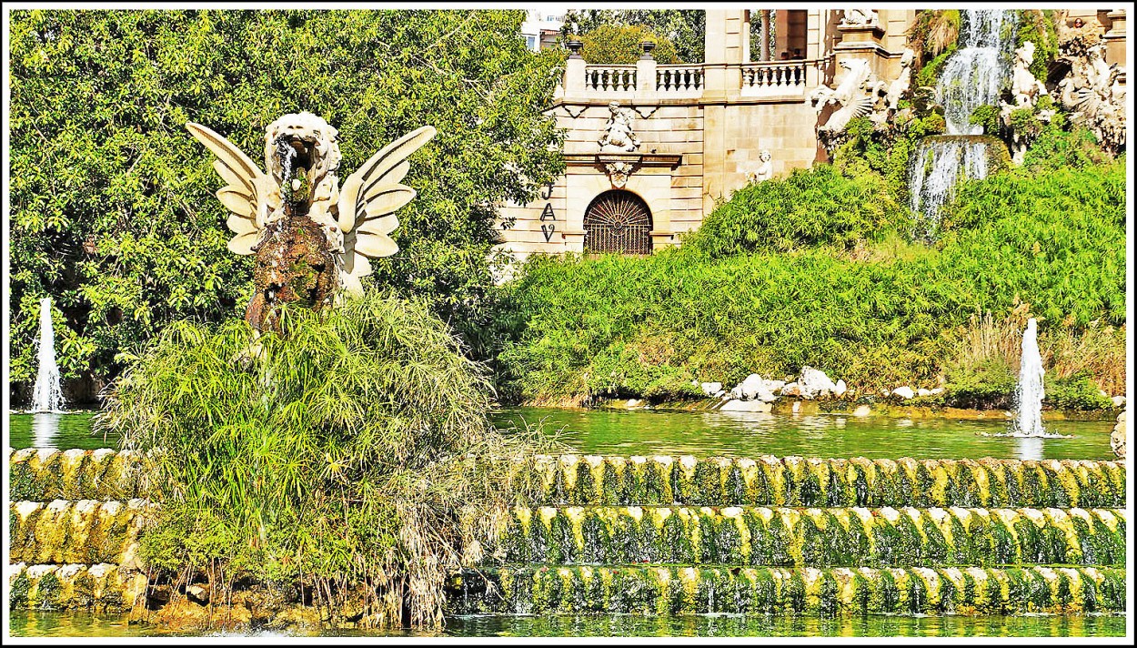 "Monumento, La Cascada, 23" de Joan A. Valentin Ruiz