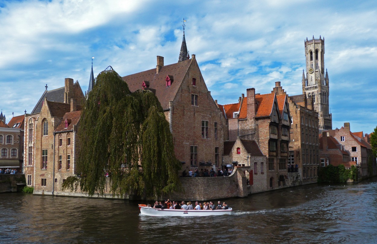 "Brujas - Belgica" de Leonardo Donnet