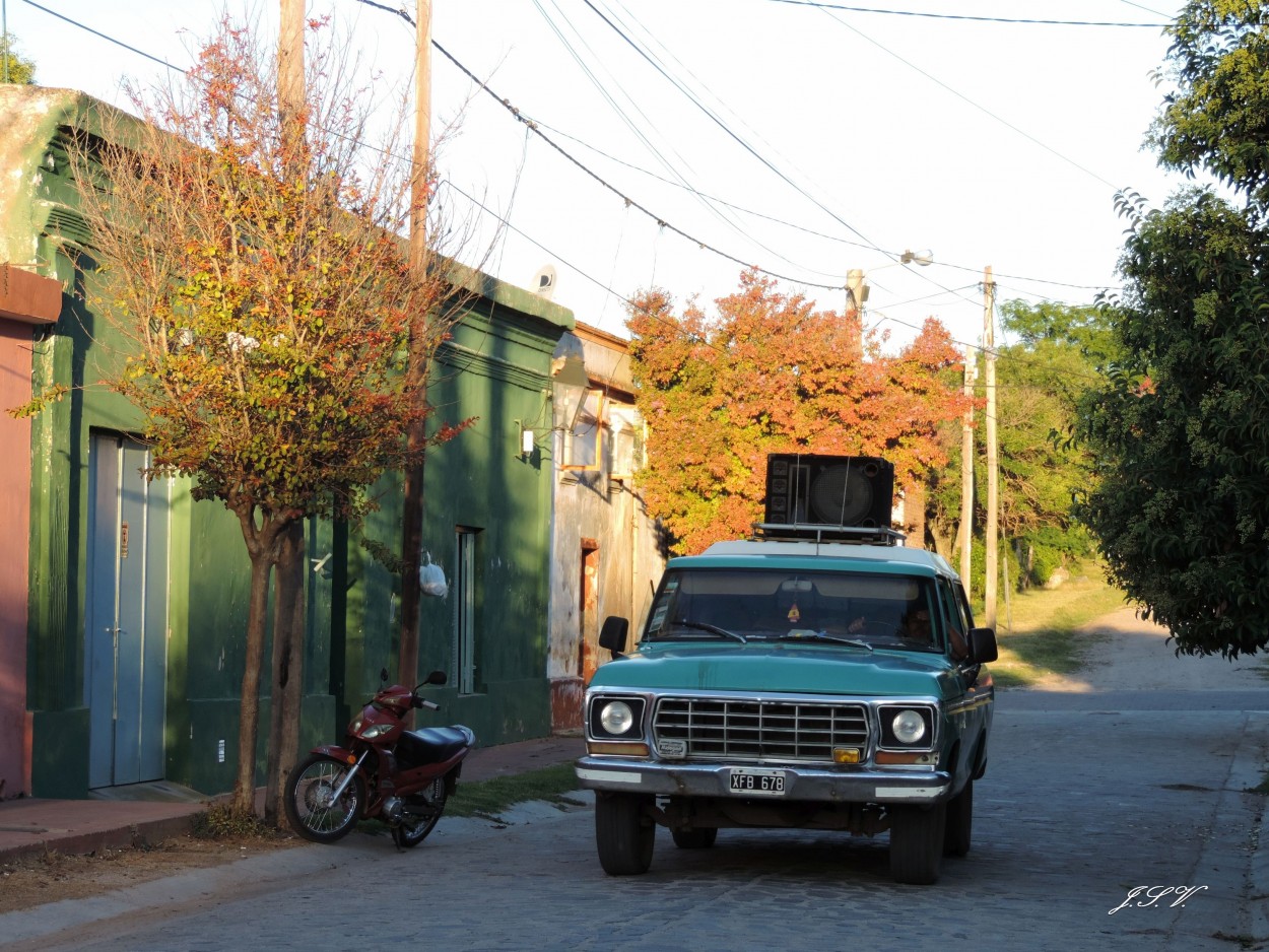 "Publicidad callejera" de Jorge Vargas