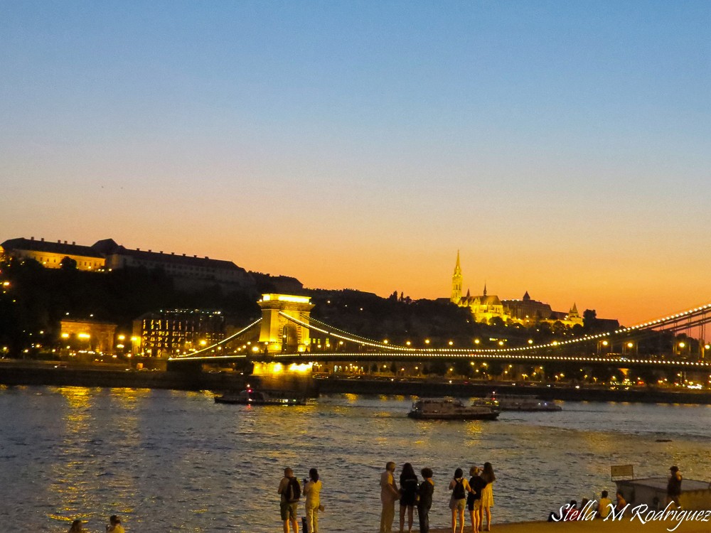 "` Atardecer en Budapest `" de Stella Maris Rodriguez