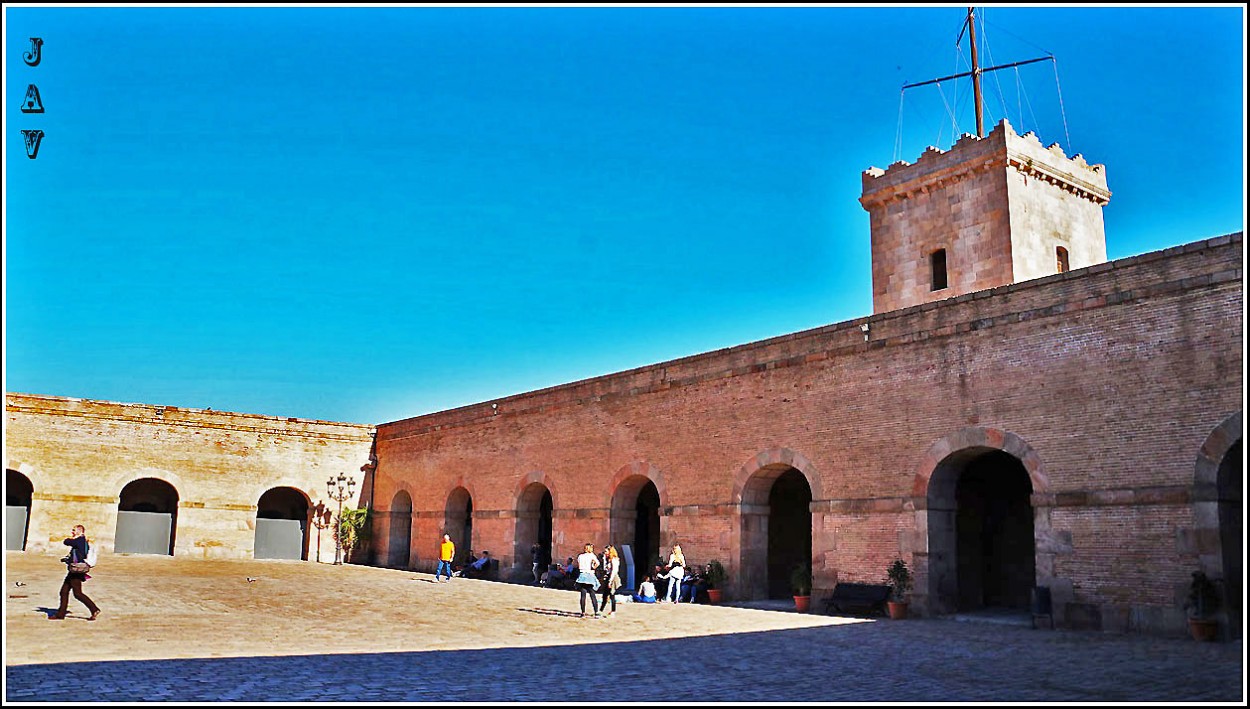 "Castell - Castillo de Montjuc, 52" de Joan A. Valentin Ruiz