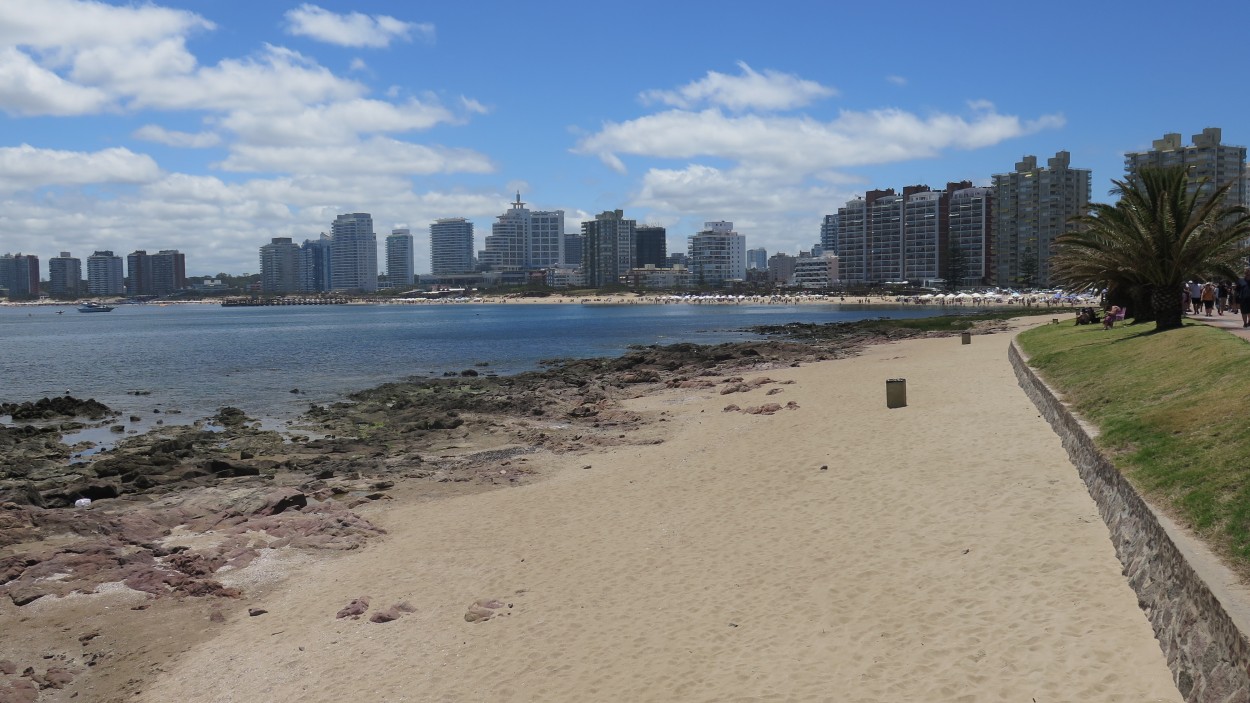 "Punta del Este - Uruguay" de Victoriano Ascoli Paredes