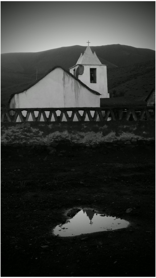 "Vestigio de la lluvia" de Julio Ernesto Nieva