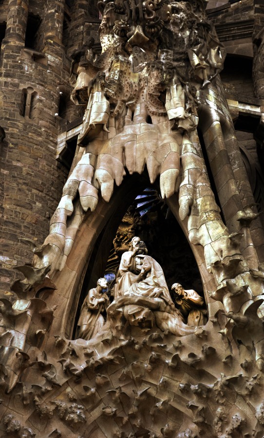 "SAGRADA FAMILIA" de Luisamaria Amador