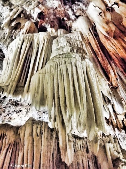 "Cueva del guila, Arenas de San Pedro (vila)" de Luis Blasco Martin