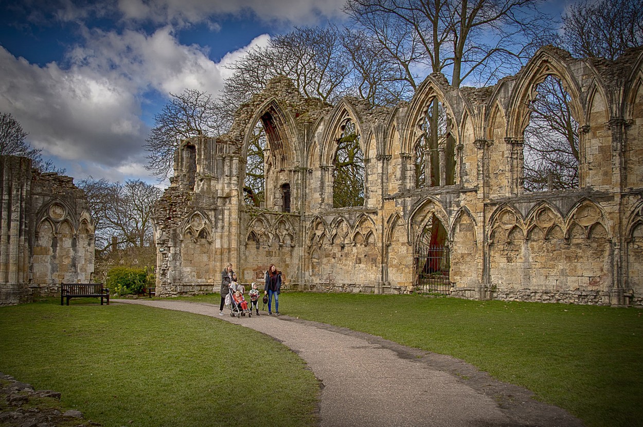 "Paseando en York" de Luis Fernando Somma (fernando)