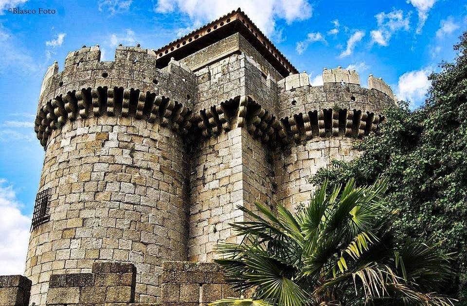 "Castillo de Granadilla, Cceres" de Luis Blasco Martin