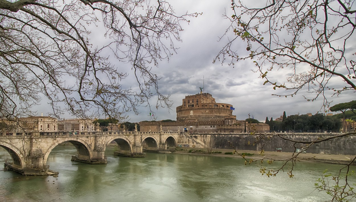 "Castel Sant`angelo" de Edith Polverini