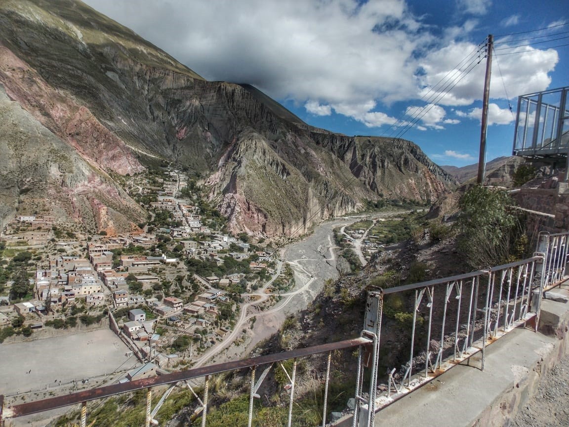 "Entre cerros y nubes" de Martin Nicolas Robledo