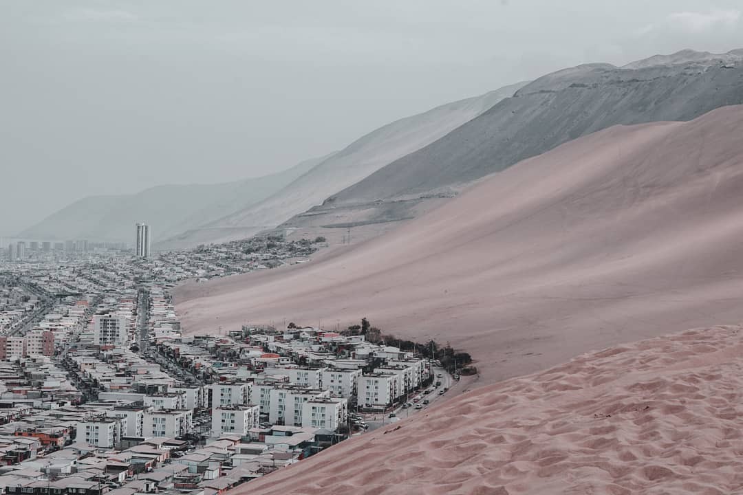 "Desierto" de Mariana Gilyam