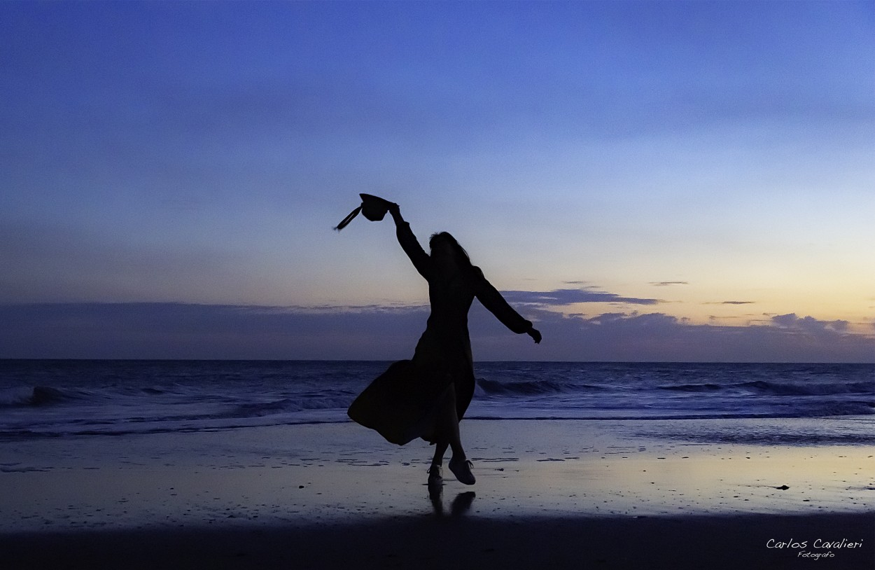 "Danzando al amanecer..." de Carlos Cavalieri