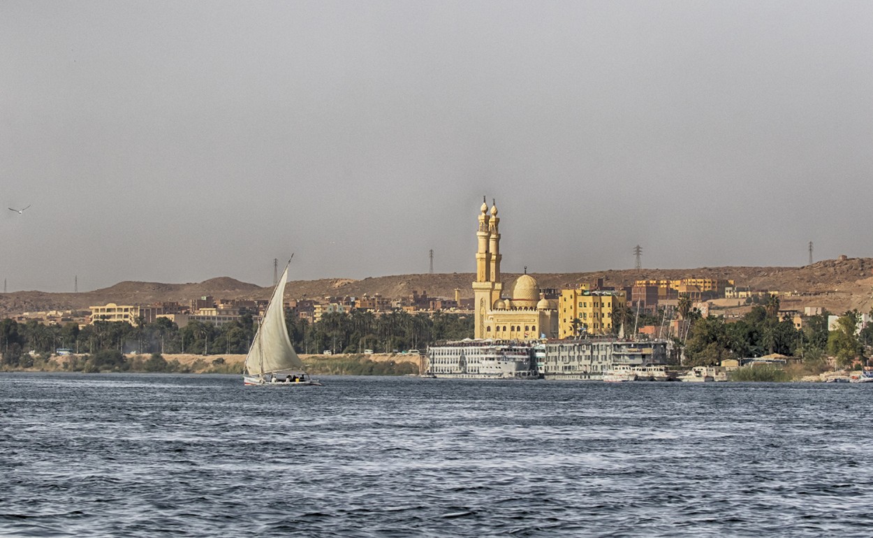 "Aswan" de Edith Polverini