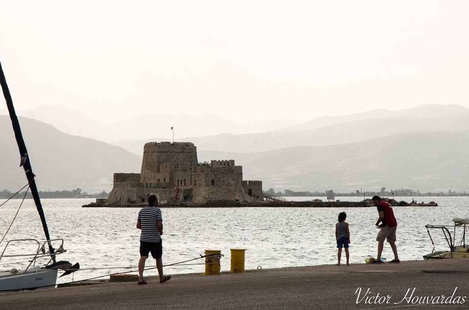 "Nafplio" de Victor Houvardas