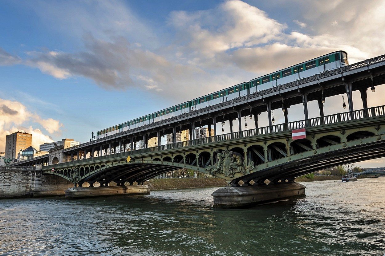 "Puente de Bir-Hakeim" de Luis Fernando Somma (fernando)