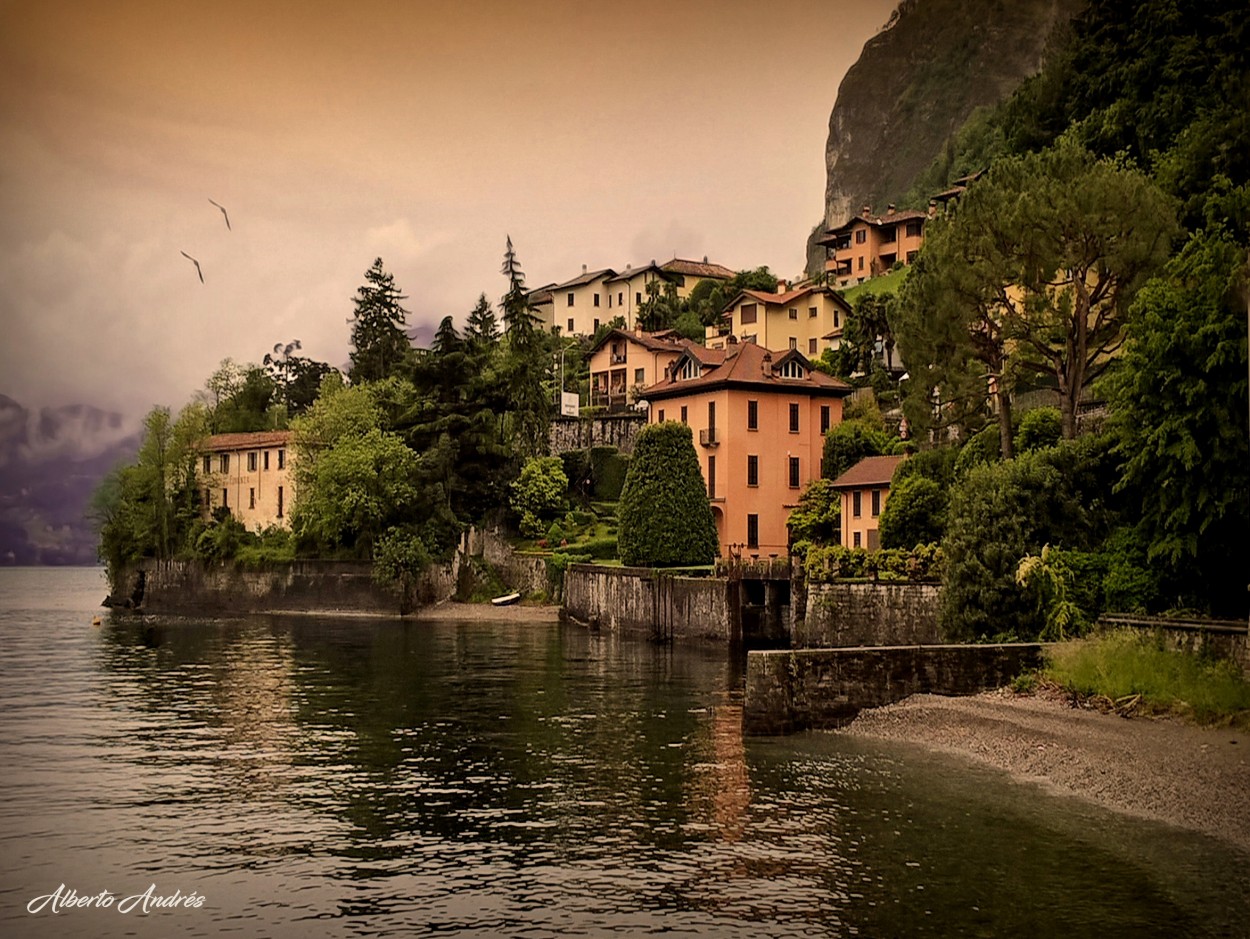 "Lago Di Como" de Alberto Andrs Melo