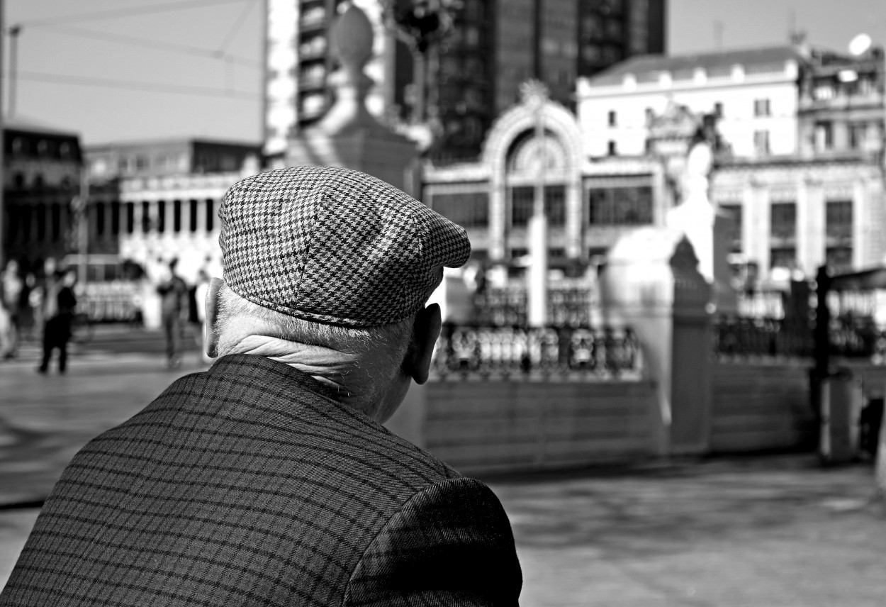 "domingo en la plaza" de Viviana Garca