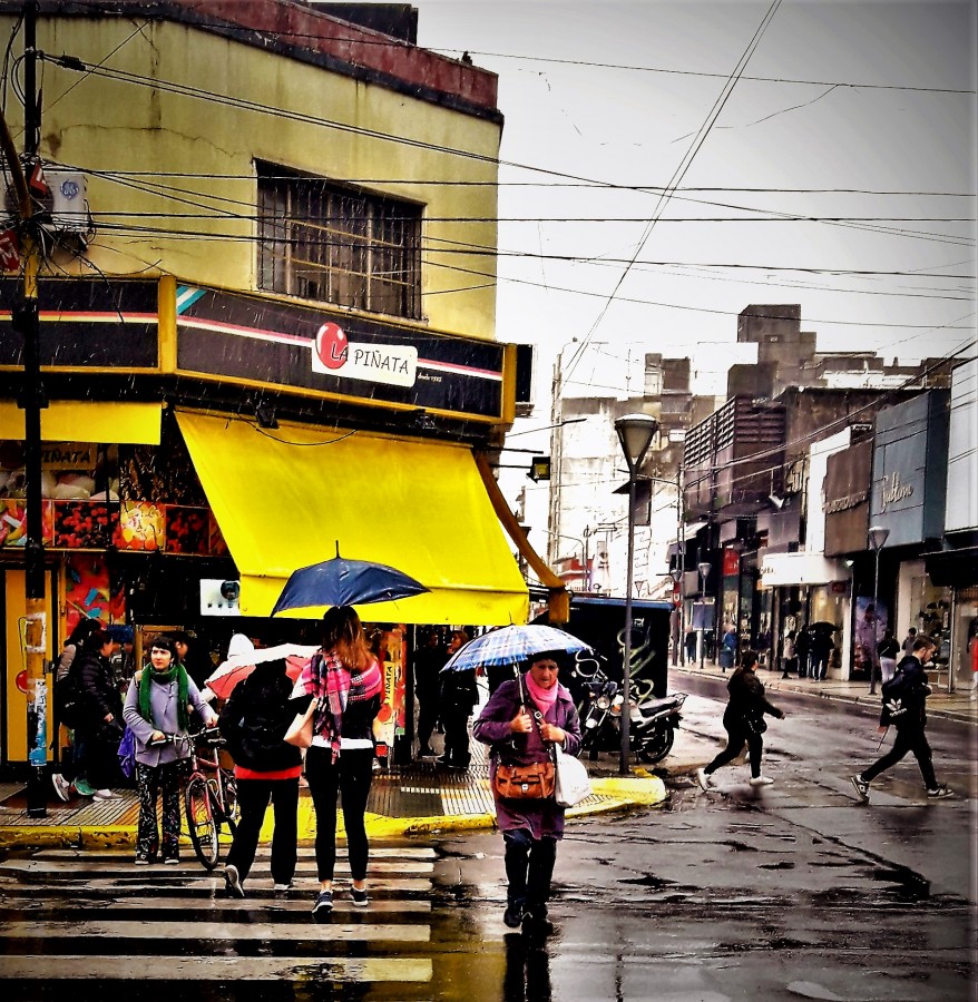 "lluvia de abril" de Daniel Alberto Correa