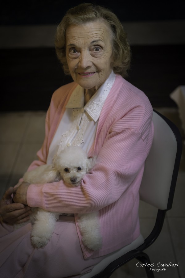 "Hoy se fue Mi mama. Una mujer extraordinaria." de Carlos Cavalieri