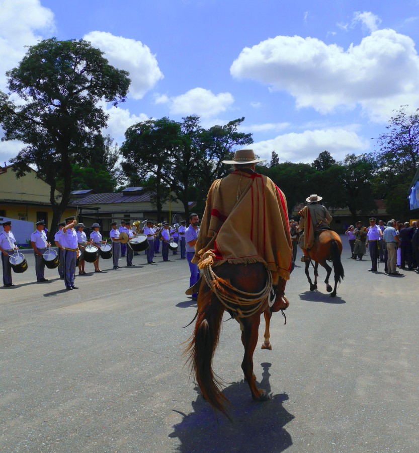 "Gaucho en Desfile" de Flix Edmundo Reyes