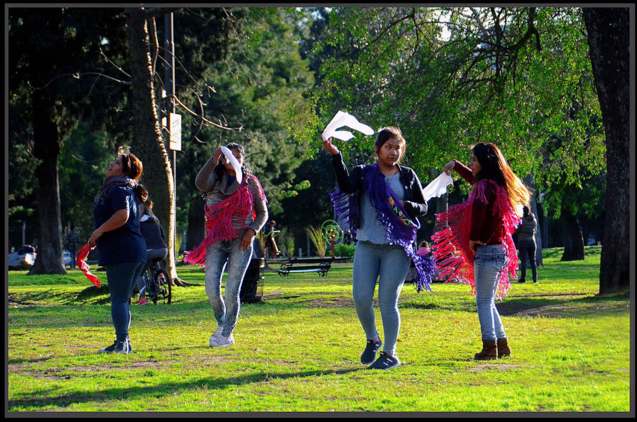 "Baile popular" de Jorge Vicente Molinari