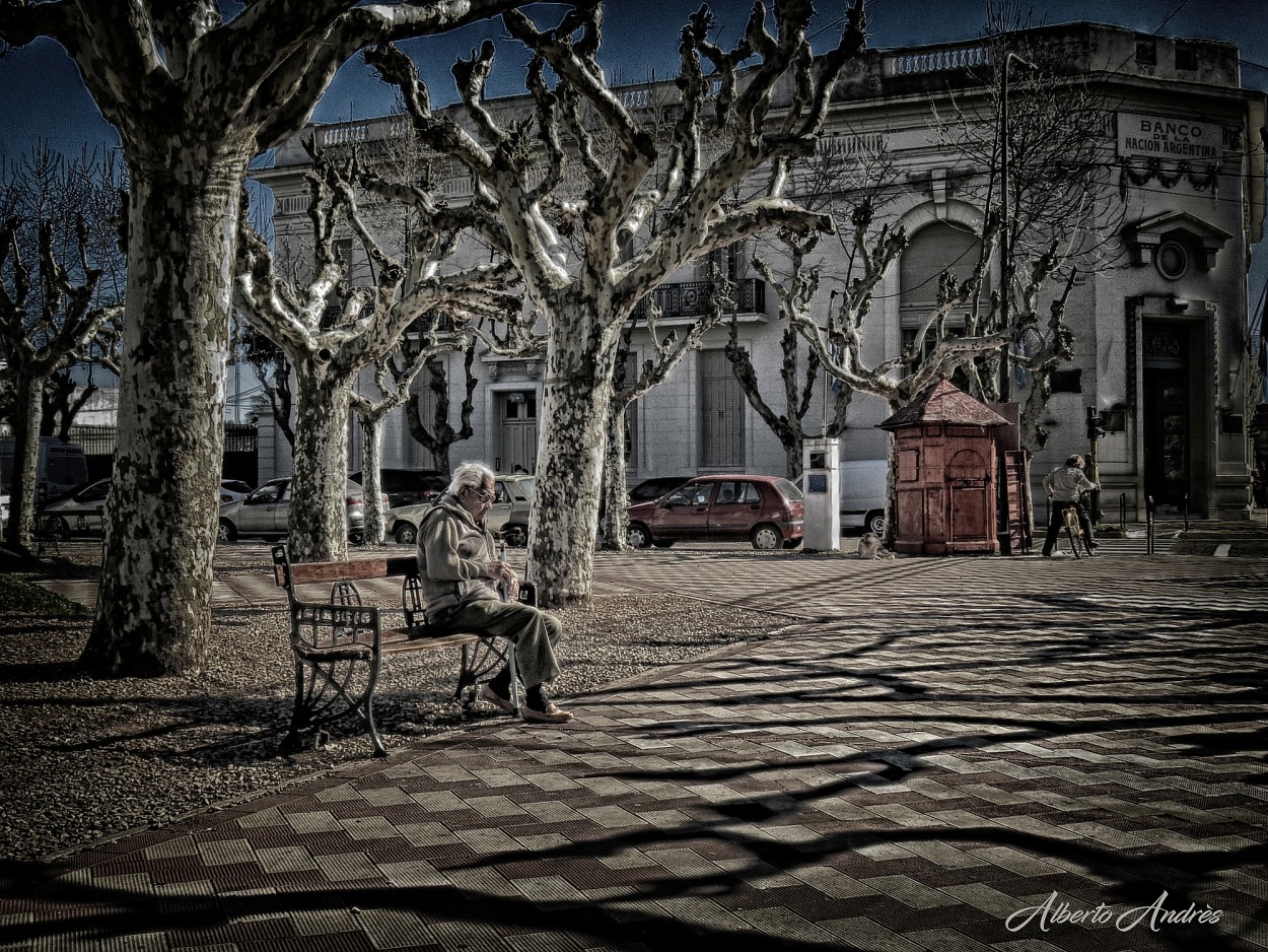 "Los Otoos" de Alberto Andrs Melo