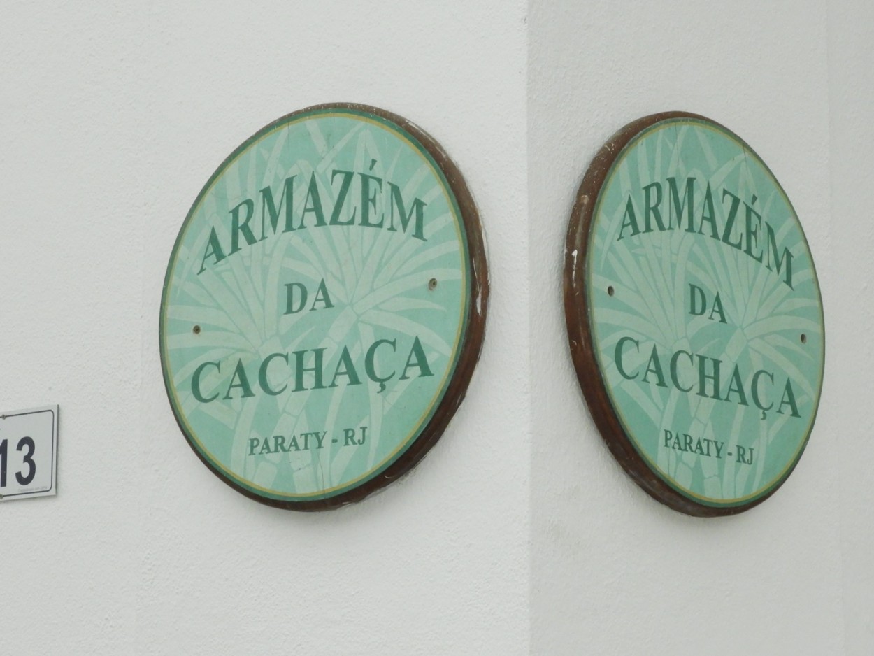 "A esquina da sorte em Paraty para degustar a......" de Decio Badari