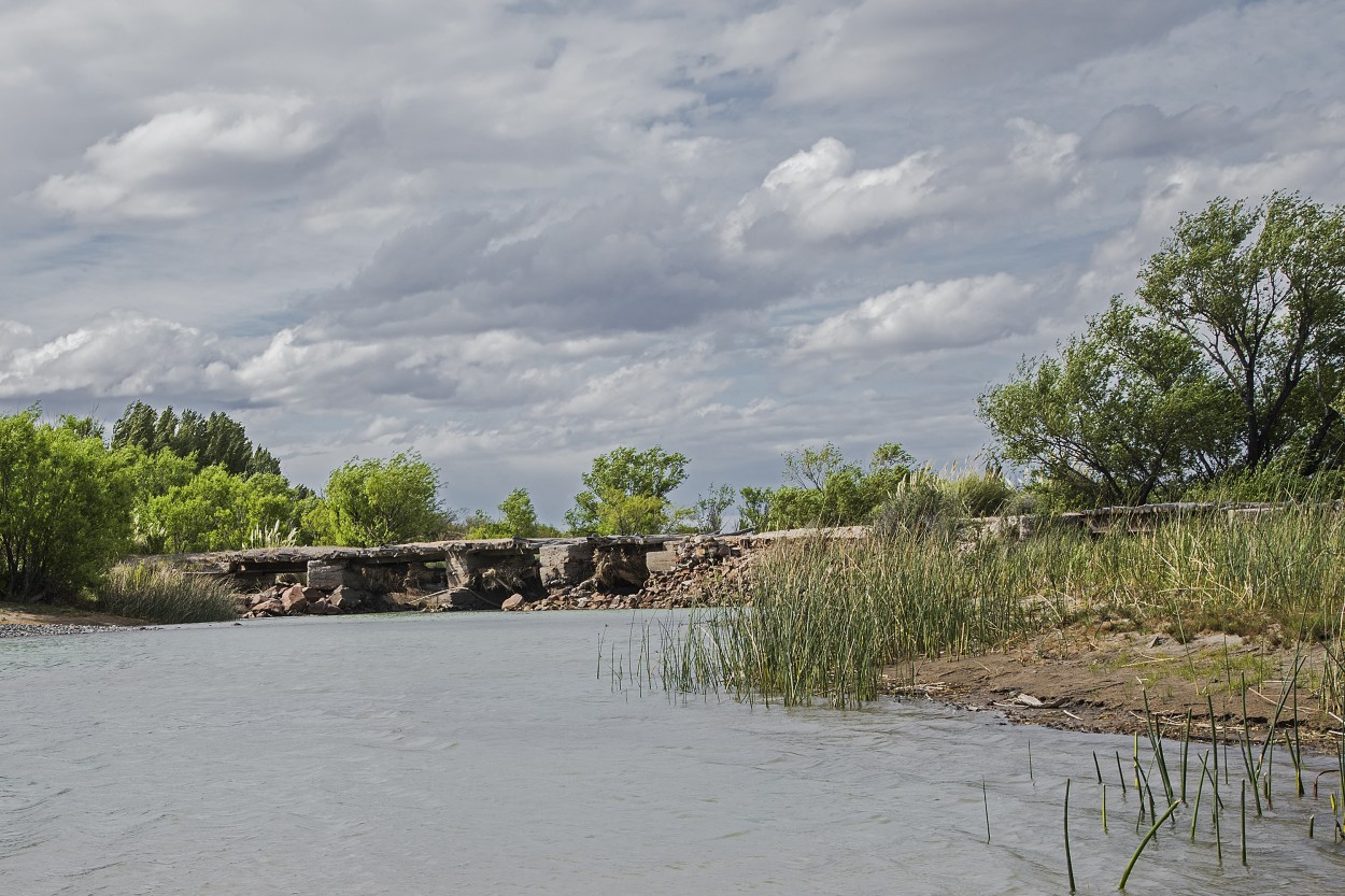 "Puente antiguo" de Otier Eduardo Rodolfo