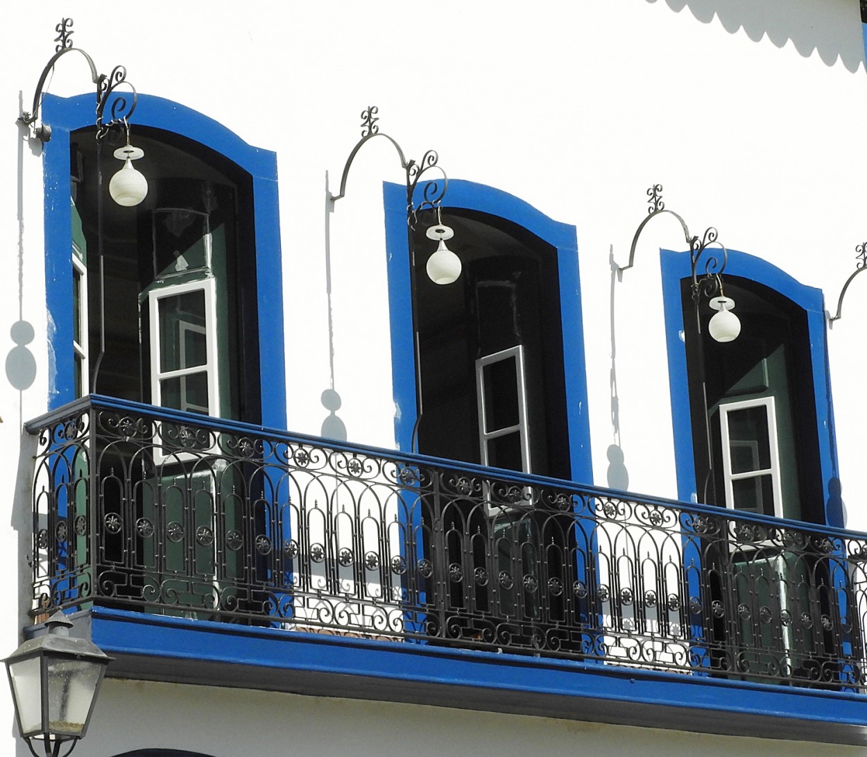 "A arquitetura colonial de Paraty  considerada...." de Decio Badari