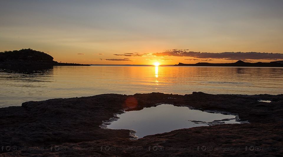 "Atardecer en chocon" de Williams Daniel Nuez