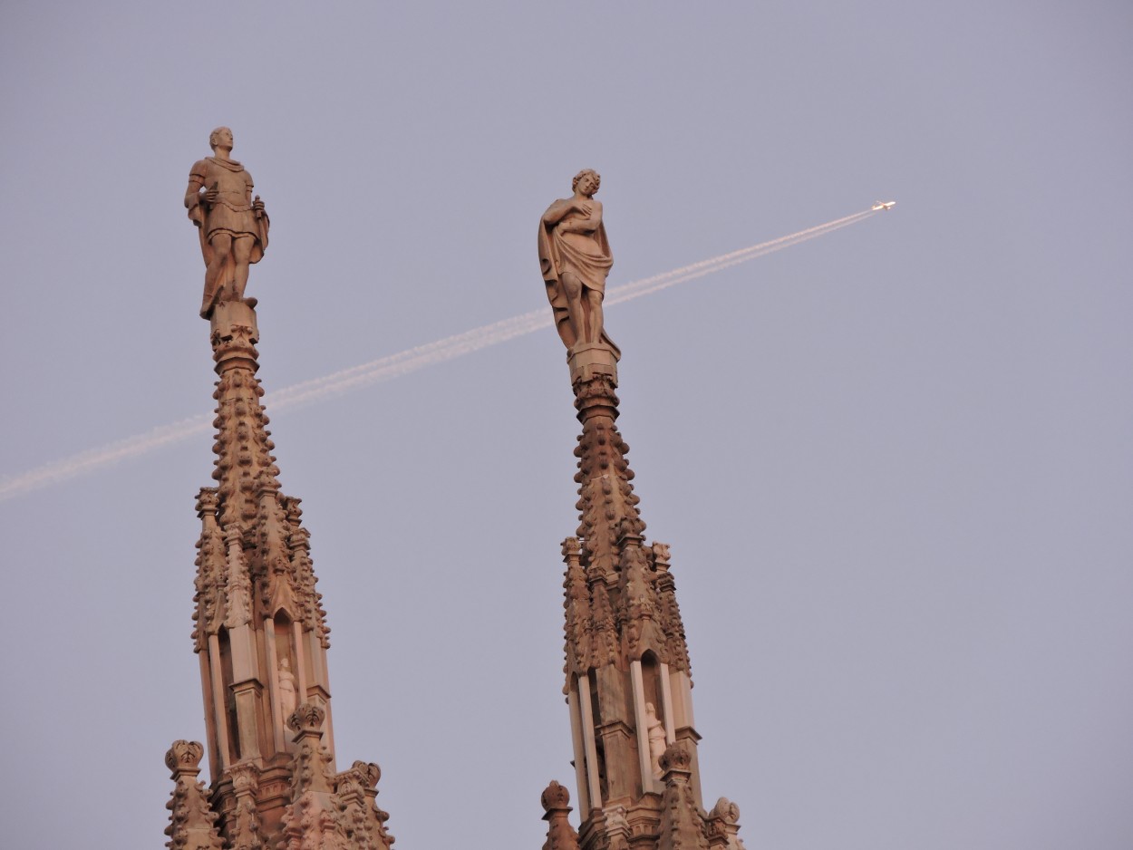 "Tocando el cielo" de Eduardo Torramorell