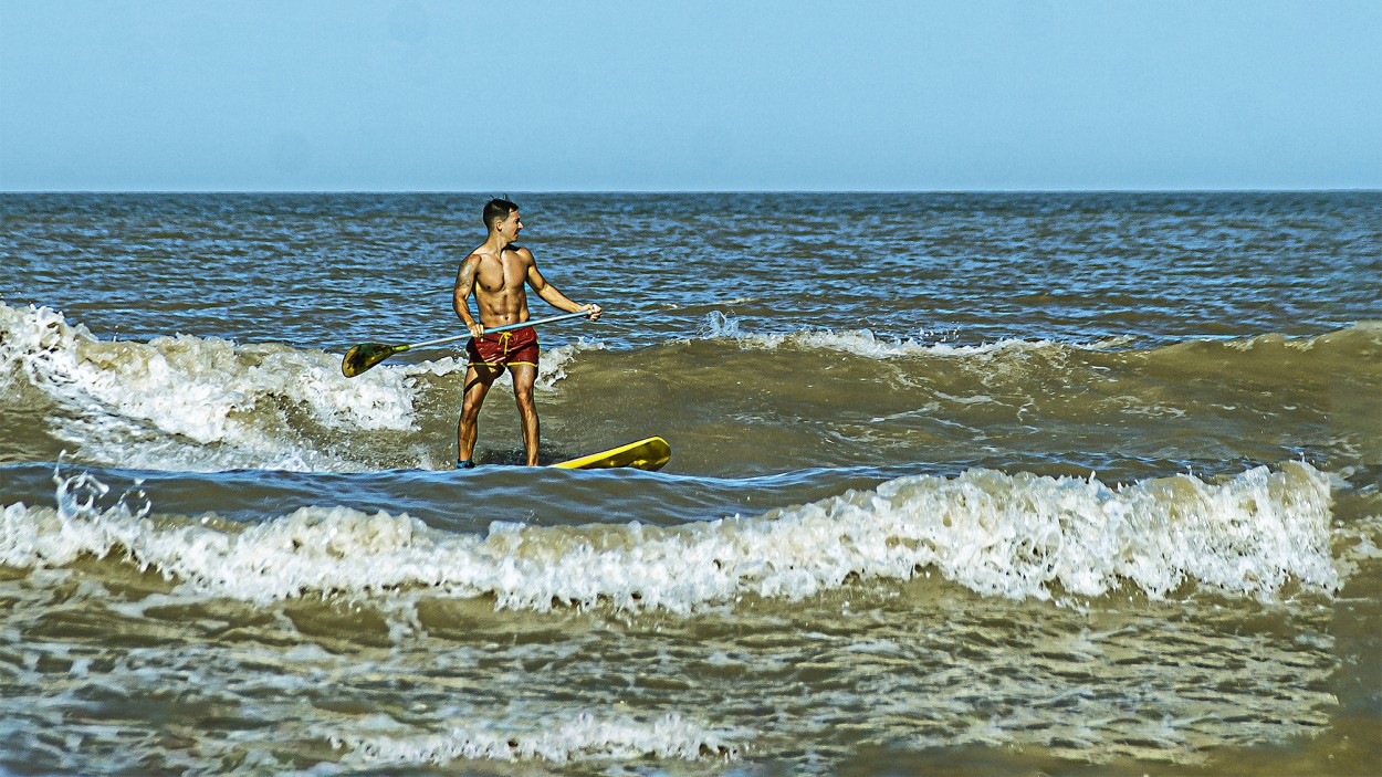 "surfer 5" de Ruperto Silverio Martinez