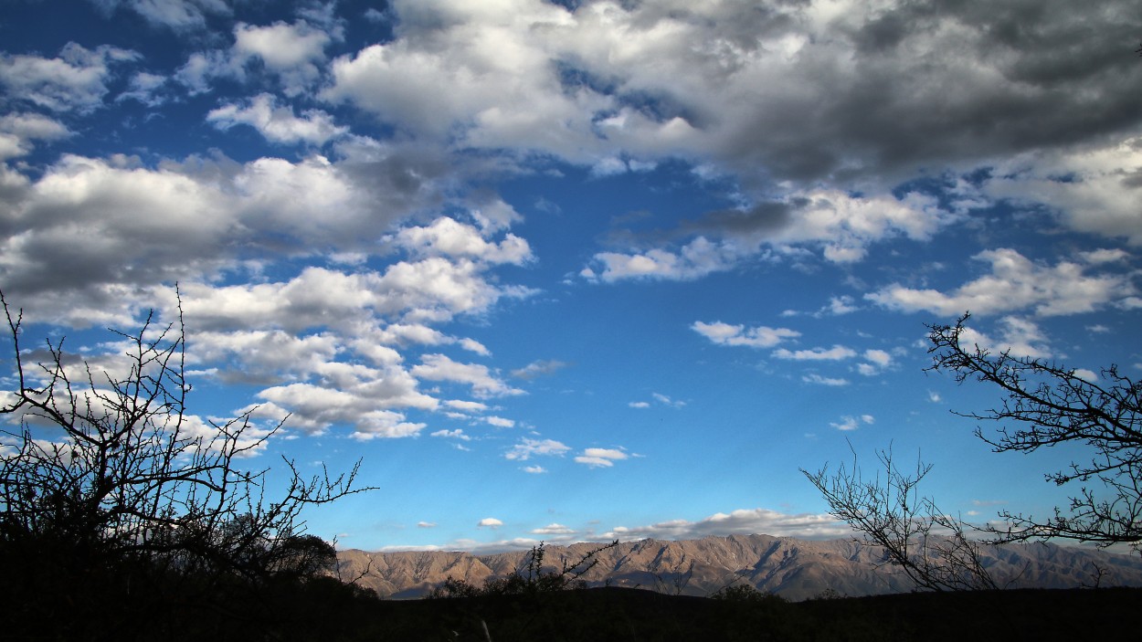 "Sierras de Nono..." de Juan Carlos Barilari