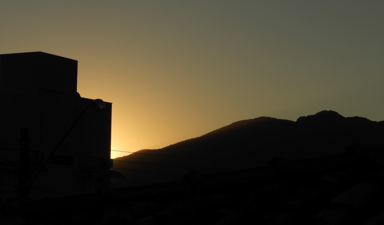 "Os contrastes de um final da tarde!" de Decio Badari