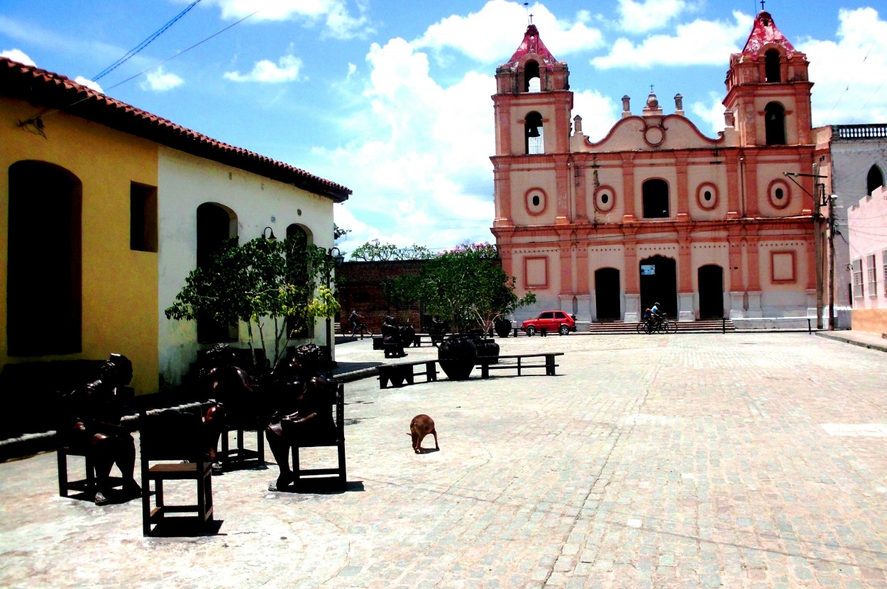 "Plaza del Carmen en tiempo de Coronavirus" de Lzaro David Najarro Pujol