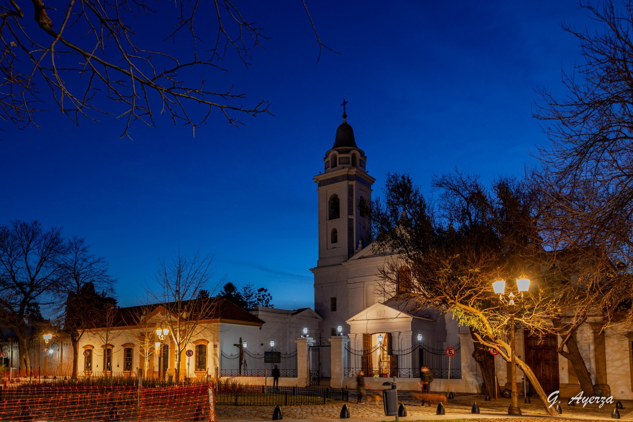 "Antigua Buenos Aires" de Gustavo Ayerza