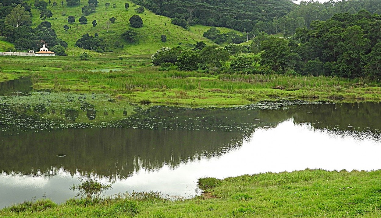 "Na estrada Serra e guas, uma pequena pausa." de Decio Badari