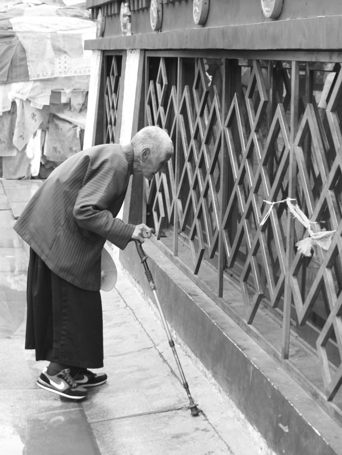 "Mirando desde afuera." de Francisco Luis Azpiroz Costa