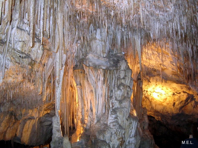 "`Cuevas de Drak`" de Mabel Ester Lattanzi