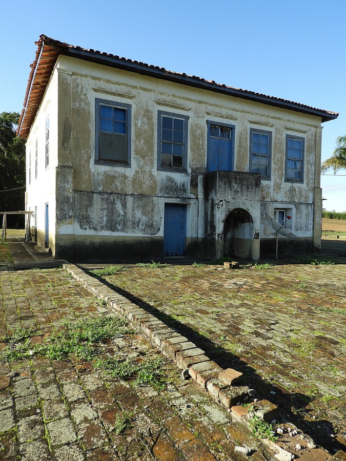 "O casaro do fazendeiro na poca do caf." de Decio Badari