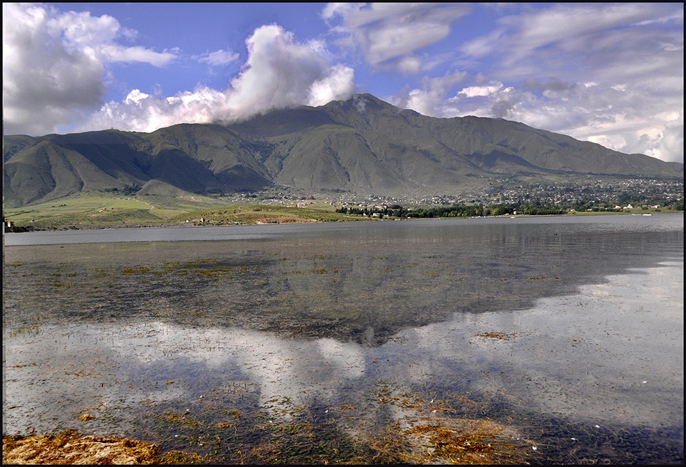 "REFLEJOS A LOS 2000 MTS," de Ruben Perea