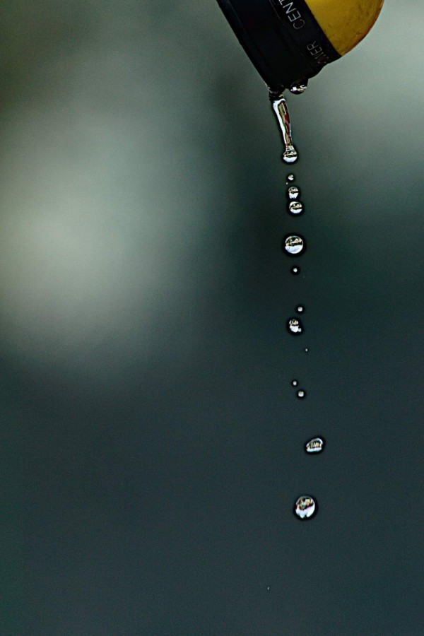 "Gotas de amor" de Ernesto Emilio Suarez