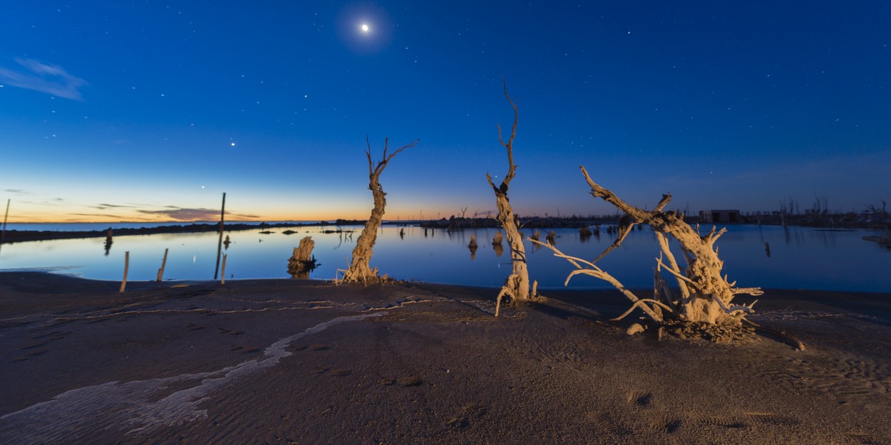 "Epecuen,Prov. de Bs.As. Argentina.-" de Luis Guillermo Gonzalez