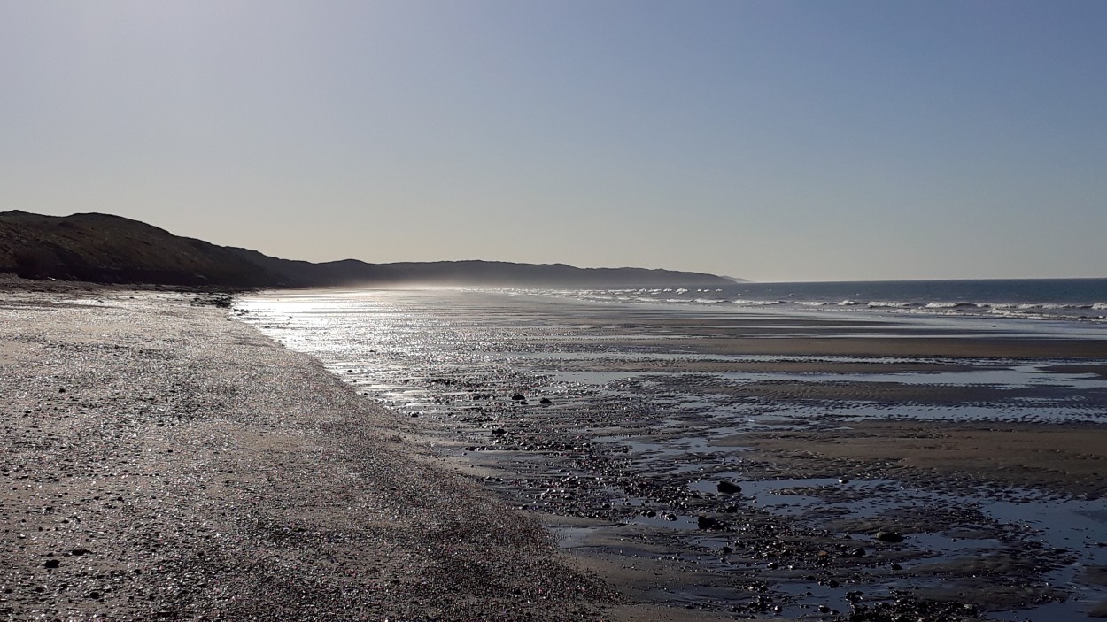 "Playa solitaria" de Inglys Hinostroza