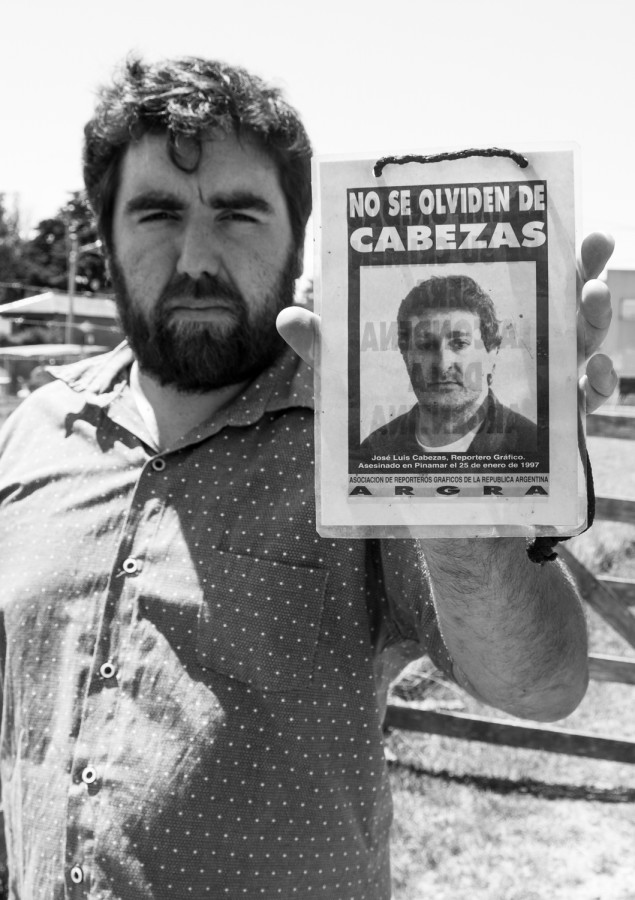 "No se Olviden de Cabezas" de Riki Cieri