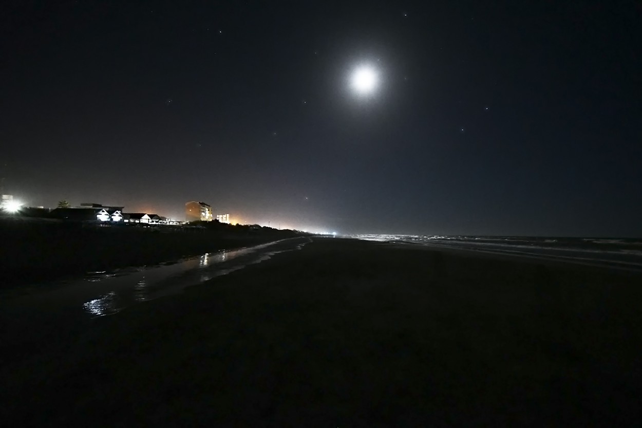 "entre la luna y el mar" de Mercedes Orden