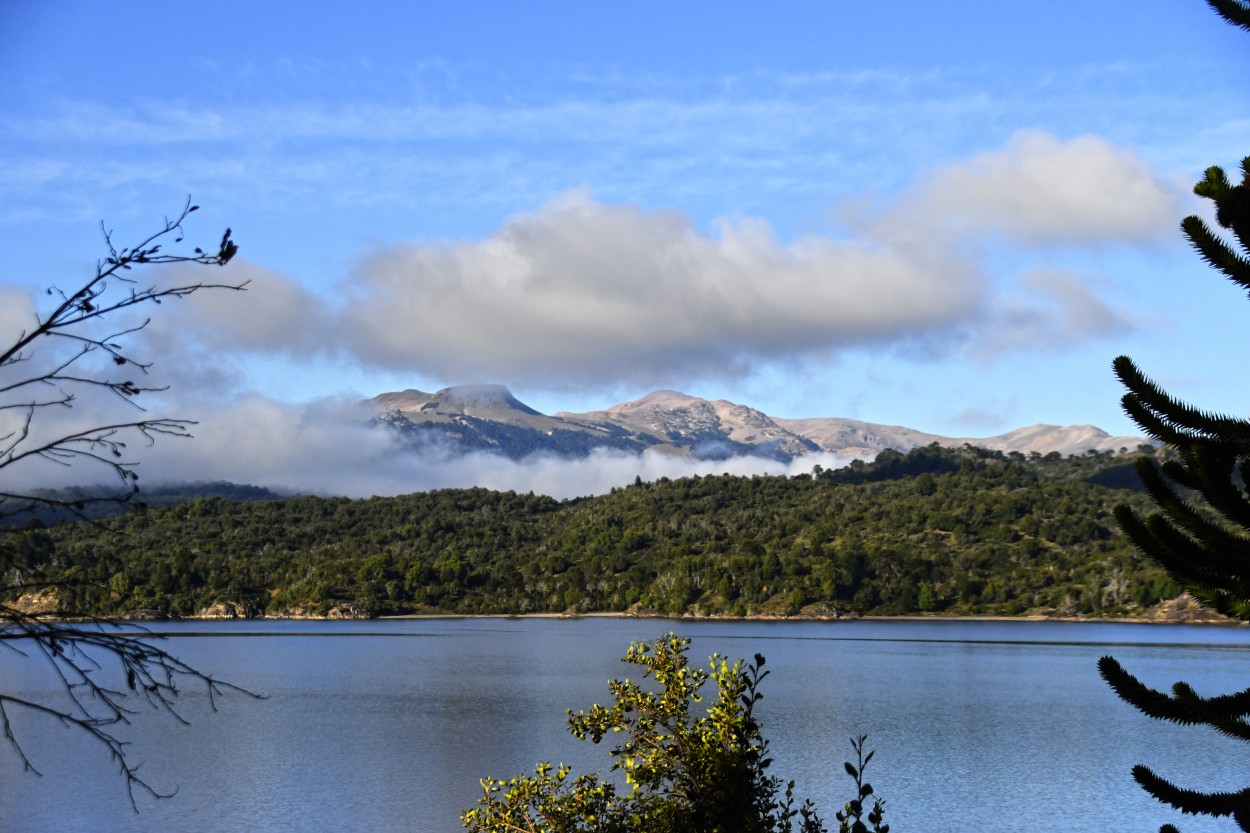 "Lago Alumine" de Miriam E. Sotelo