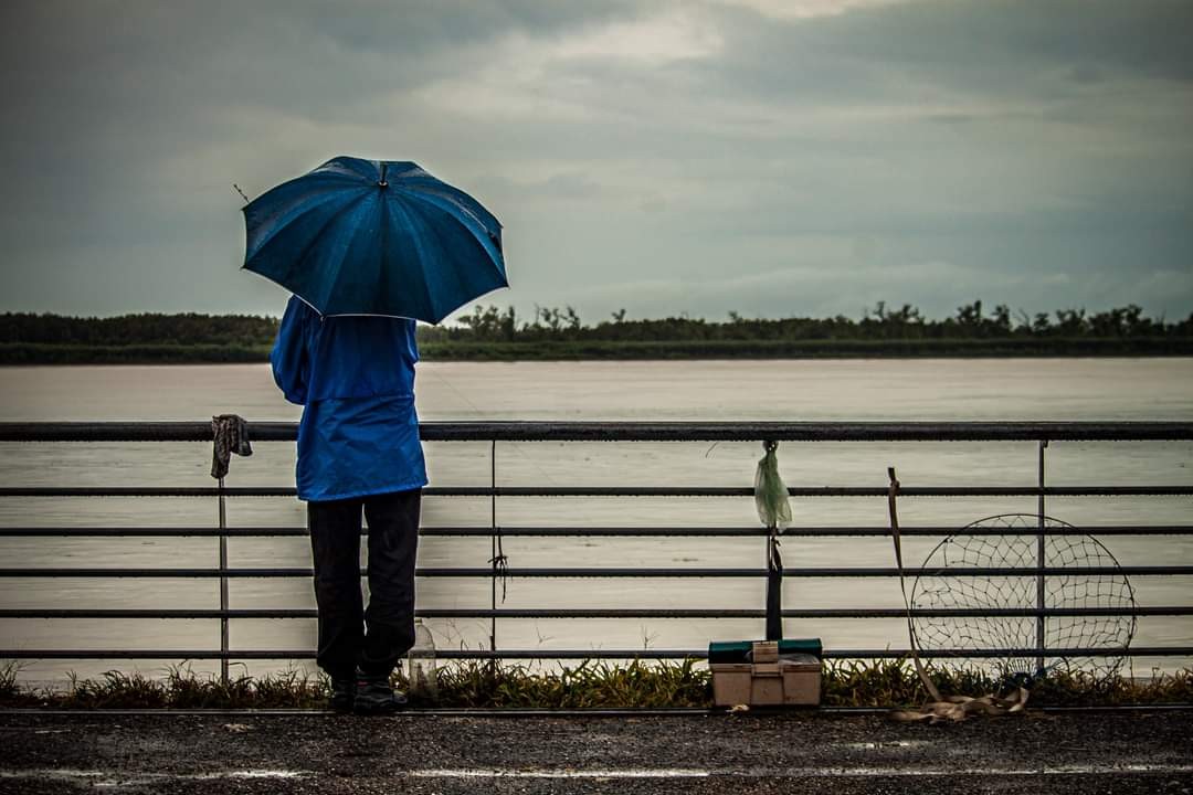 "El pescador y el ro" de Mariela Trivisonno